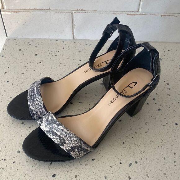 CL by Laundry Women's Black Block Heel Snake Print Open Toe Sandals Size 7.5 EUC - Picture 2 of 10